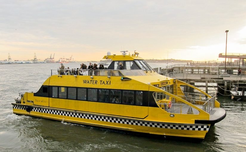 vodnoe-taksi-825x510-2 التاكسي المائي والعبارات في دبي