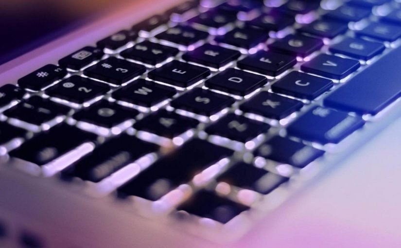 001057915-825x510-2 موضوع عن الحاسب