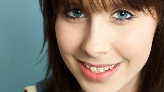كيفية الوقايه من  مشاكل  تقويم الاسنان