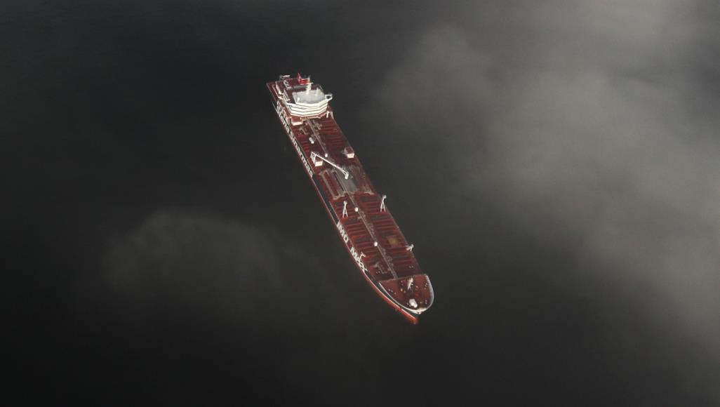 28 ناقلة نفط سعودية متجهة لأميركا يمكن أن تؤدي لانهيار أسعار النفط فيها في مايو إنتاج النفط الأميركي يميل نحو التراجع بشكل حاد في مايو/أيار ويونيو/حزيران (الفرنسية)