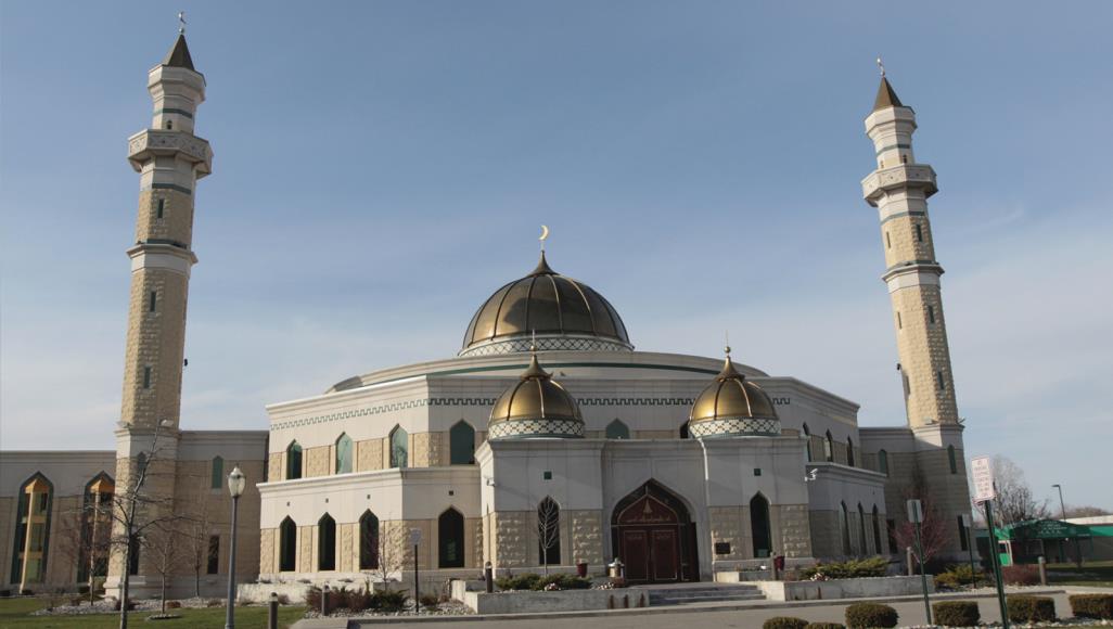 في أول رمضان بعد إسلامها.. كاتبة أميركية: أملأ بيتي بحياة جديدة رغم كورونا نحو ملياري مسلم يحتفلون برمضان في عزلة للمرة الأولى بسبب كورونا (الأوروبية)