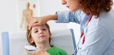 كيف تتعاملين مع ارتفاع درجة حرارة طفلك ؟