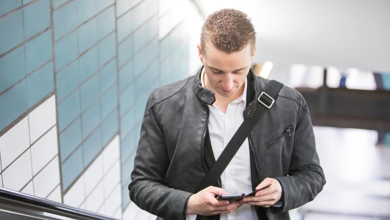 cc167e9e-54c7-469e-816f-4582ce7cc92e-72 لتجنب التشتيت أغلق هاتفك قبل البدء في مهام العمل (الألمانية)