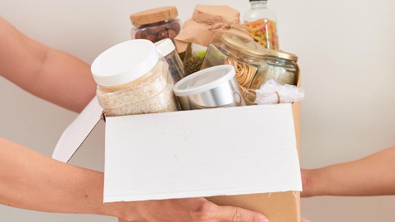  يتبرع المسلمون بما لا يقل عن 130 مليون جنيه إسترليني للأعمال الخيرية خلال شهر رمضان (غيتي)