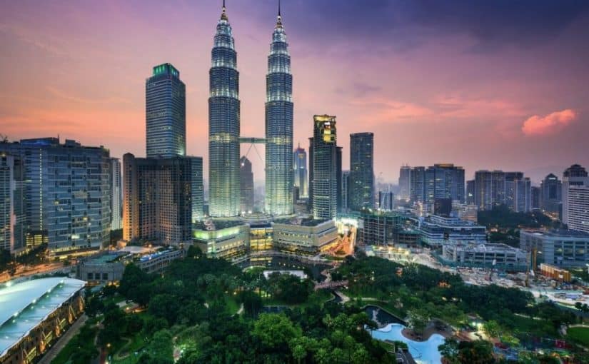 d8a7d981d8b6d984-d8afd988d984-d8a3d8b3d98ad8a7-d984d984d8b3d98ad8a7d8add8a9-d8a7d984d8b9d8a7d8a6d984d98ad8a9-825x510-2 افضل دول أسيا للسياحة العائلية