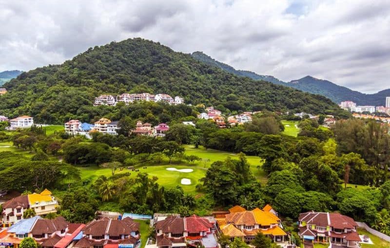 d8a7d984d8a3d985d8a7d983d986-d8a7d984d8b3d98ad8a7d8add98ad8a9-d981d98a-d8acd8b2d98ad8b1d8a9-d8a8d98ad986d8a7d986d8ac-800x510-2 الأماكن السياحية في جزيرة بينانج