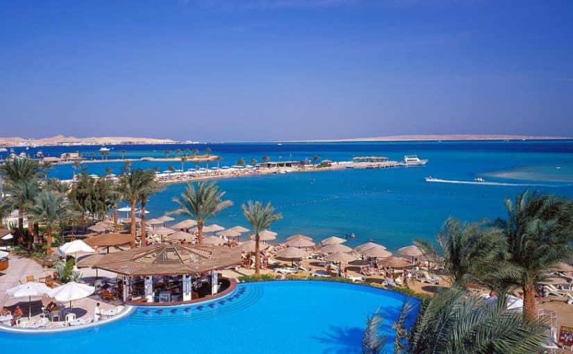 d8a7d984d8b3d98ad8a7d8add8a9-d981d98a-d8a7d984d8bad8b1d8afd982d8a9-825x510-2 السياحة في الغردقة