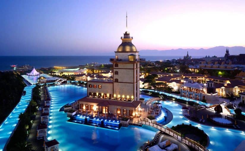 d8b3d981d8b1-d8a7d984d8b9d8a7d8a6d984d8a9-d984d8aad8b1d983d98ad8a7-825x510-2 سفر العائلة لتركيا