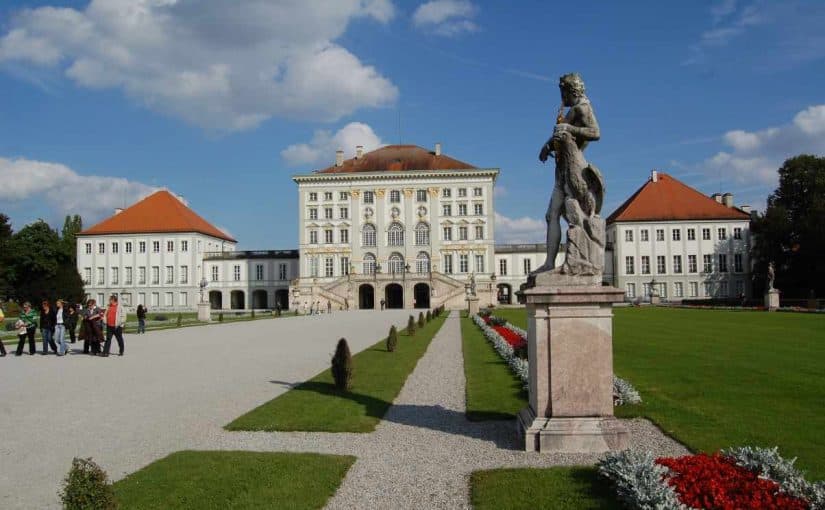 d982d8b5d8b1-d986d98ad985d981d98ad986d8a8d988d8b1d8ba-825x510-2 قصر نيمفينبورغ