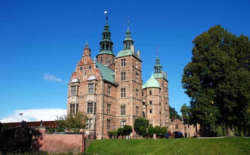 d982d984d8b9d8a9-d8b1d988d8b2d986d8a8d988d8b1d8ba-825x510-2 قلعة روزنبورغ