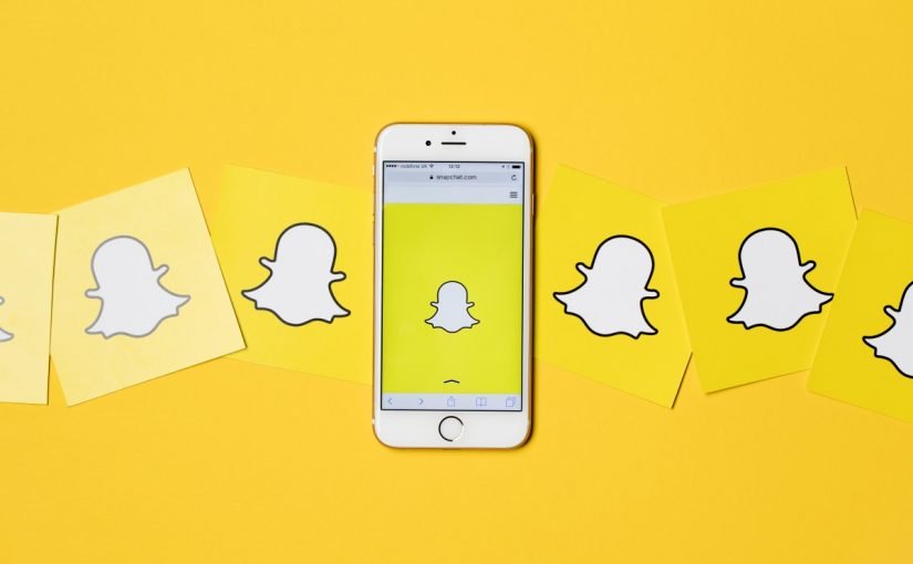 d983d98ad981d98ad8a9-d8a7d8b3d8aad8aed8afd8a7d985-d8b3d986d8a7d8a8-d8b4d8a7d8aa-825x510-2 كيفية استخدام سناب شات