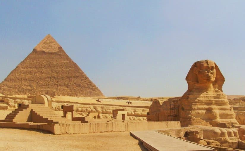 d985d8b9d8a7d984d985-d8a7d984d982d8a7d987d8b1d8a9-825x510-2 معالم القاهرة