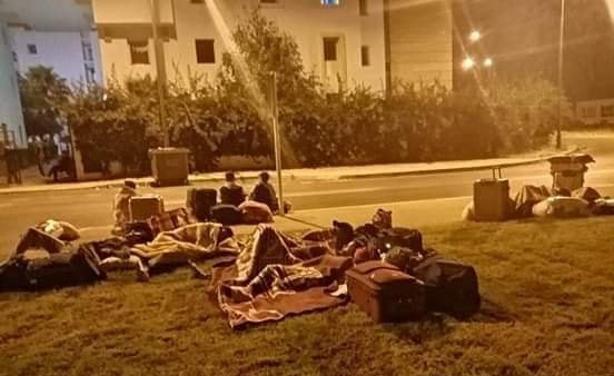 dar3a-4 وتستمر معاناتهم.. بعد أزمة النقل.. متفوقو تلاميذ جهة درعة تافيلالت يبيتون في العراء (صور)