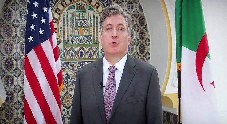 images-2-1-739x405-1-1500x9999-c الرئيس المدير العام لمجمع سوناطراك يتلقى مكالمة هاتفية من السفير الأمريكي بالجزائر