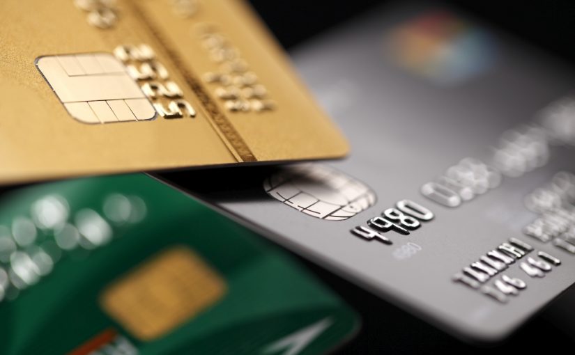 karta-kredytowa-adobe-825x510-2 الفرق بين رقم الحساب ورقم الايبان