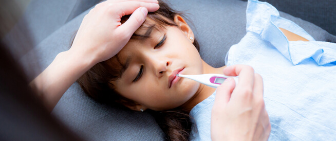 درجة حرارة الطفل الطبيعية: معلومات هامة