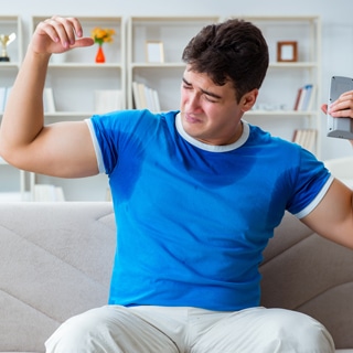 الشعور المفرط بالبرد أو الحرارة