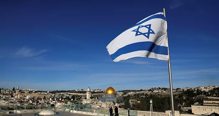 علم إسرائيل على خلفية مدينة القدس، 4 ديسمبر/ كانون الأول 2017 علم إسرائيل على خلفية مدينة القدس، 4 ديسمبر/ كانون الأول 2017