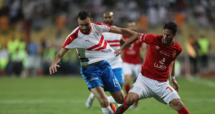 رمضان صبحي لاعب الأهلي مع حمدي النقاز لاعب الزمالك في السوبر المصري ، 20 سبتمبر/أيلول 2019 رمضان صبحي لاعب الأهلي مع حمدي النقاز لاعب الزمالك في السوبر المصري ، 20 سبتمبر/أيلول 2019