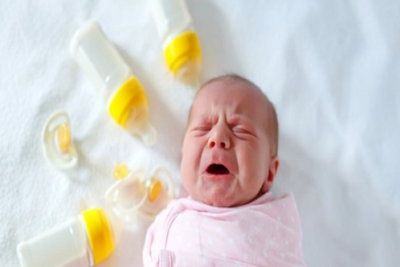 2db009a6e624cfe02e6742c606e42b5b-1 علامات تخبرك بجوع وشبع الرضيع