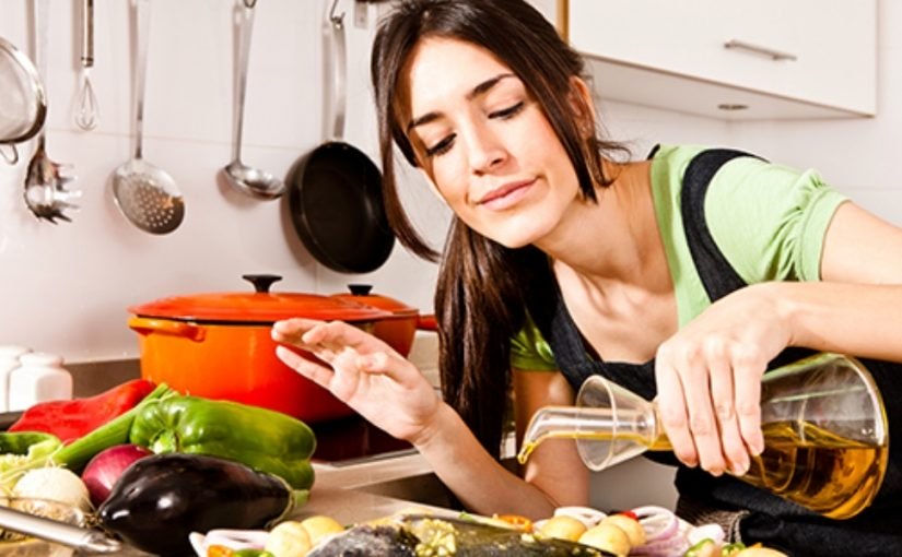 d8a3d8b3d988d8a3-d8b7d8b1d982-d8b7d987d98a-d8a7d984d8b7d8b9d8a7d985-d8a7d984d8aad98a-d8aad8b3d8a8d8a8-d8a7d984d8a3d985d8b1d8a7d8b6-825x510-2 أسوأ طرق طهي الطعام التي تسبب الأمراض