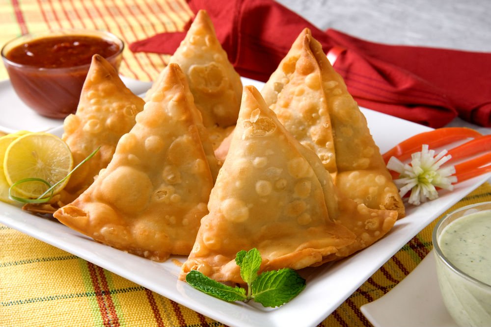 سمبوسة هندية بالجبن سمبوسة هندية بالجبن