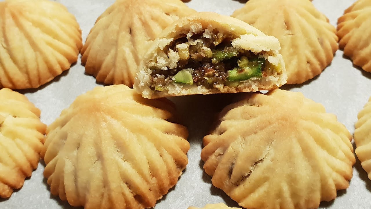 طريقة تحضير المعمول بالتفصيل الممل بالصور طريقة تحضير المعمول بالتفصيل الممل بالصور