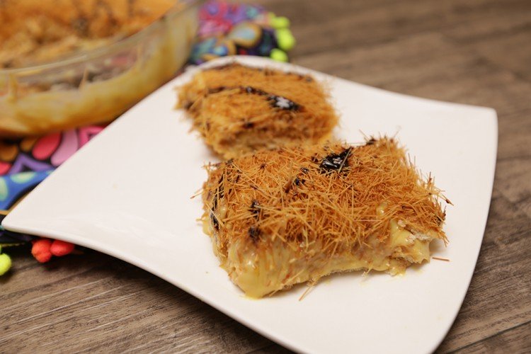 طريقة حلى الشعيرية الباكستانية بالبسكويت طريقة حلى الشعيرية الباكستانية بالبسكويت