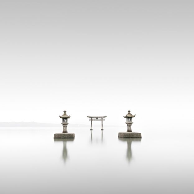 112762881_ronnybehnertgermanycategorywinnerprofessionalcompetitionlandscape2020sonyworldphotographyawards-2 بوابات المزارات المقدسة في العقيدة الشنتوية