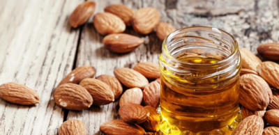 زيت اللوز الحلو (Sweet Almond Oil)