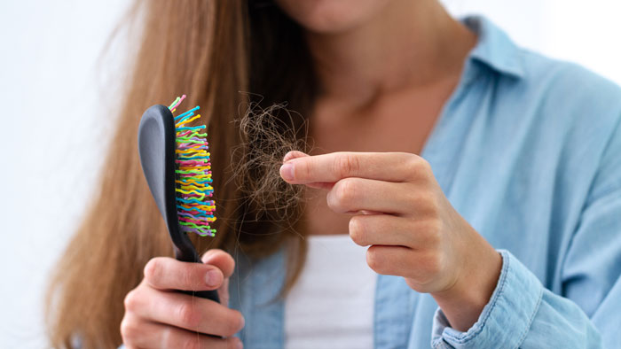 hair-loss-3 طبابة نت - أسباب تساقط الشعر، وأنواعه