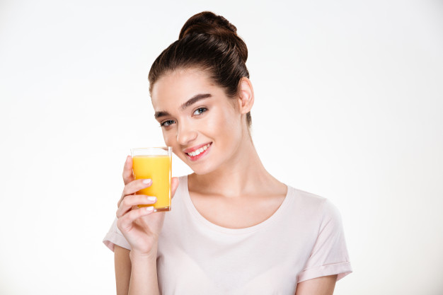 orange-juice فيتامينات يجب أخذها قبل الحمل