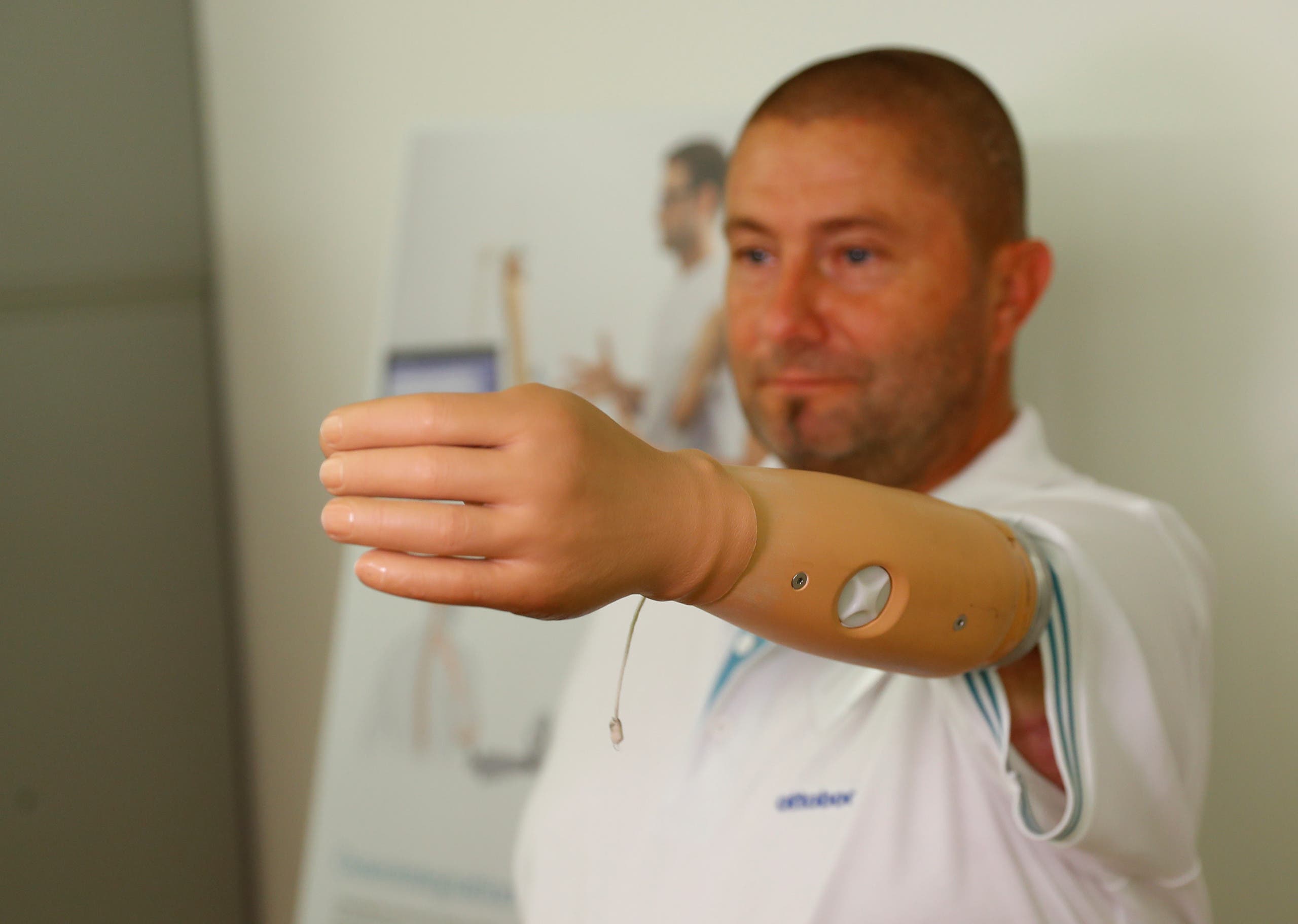 0595efd1-fcc3-4f1d-b98b-5a1457a22f49