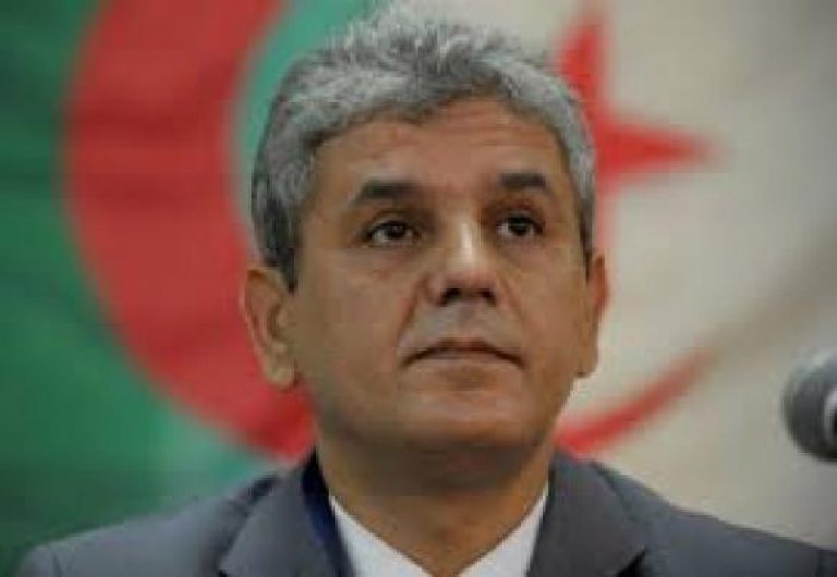 1-1500x9999-c-1500x9999-c متهم باستغلال النفوذ في تشييد مسكن بمنطقة تعبرها أسلاك كهربائية من الضغط المتوسط..محسن بلعباس غاب عن الجلسة و 242 نائب صوّتوا بـ”نعم” لرفع الحصانة عنه