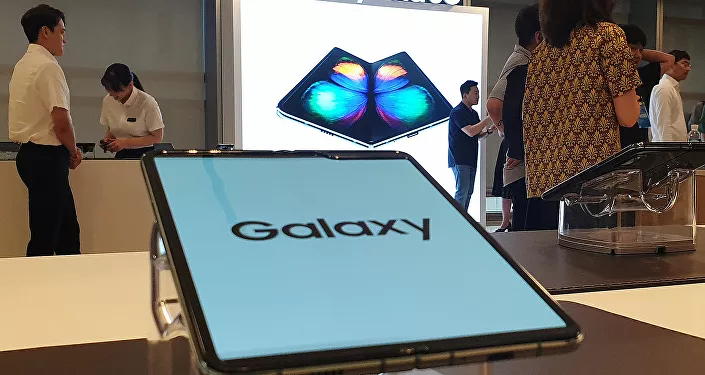 سامسونغ غلاكسي فولد سامسونغ غلاكسي فولد