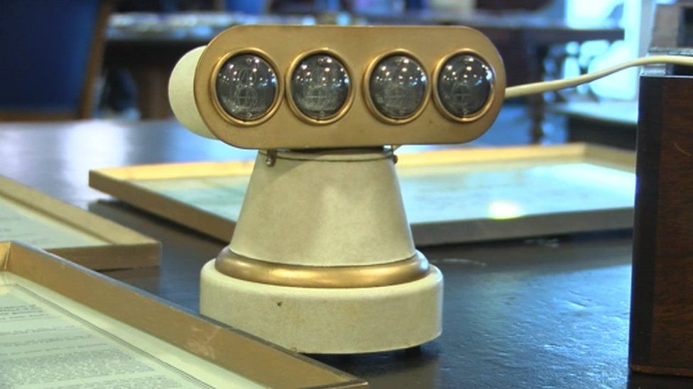 104388770_digitalclock2