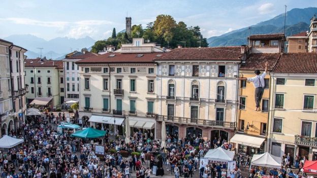 104468333_da19434c-ed51-4b0c-9c8d-f8fbb38b7623