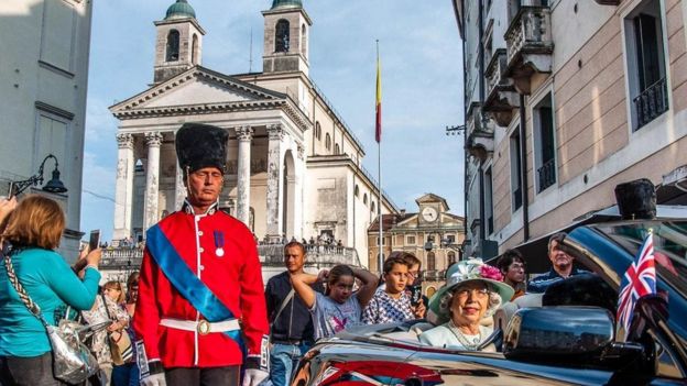 104502666_bc5ec4fb-29de-4a27-bba8-e4eedc5e8d1b