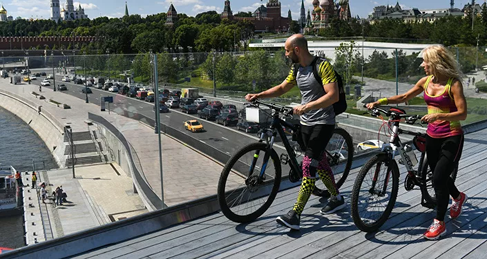 الصيف في موسكو - إعادة فتح حديقة زارياديه، 26 يونيو 2020 الصيف في موسكو - إعادة فتح حديقة زارياديه، 26 يونيو 2020