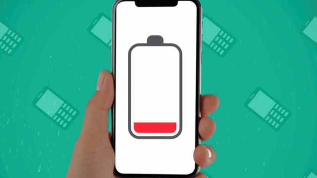 114774948_2 بطارية هاتف فارغة