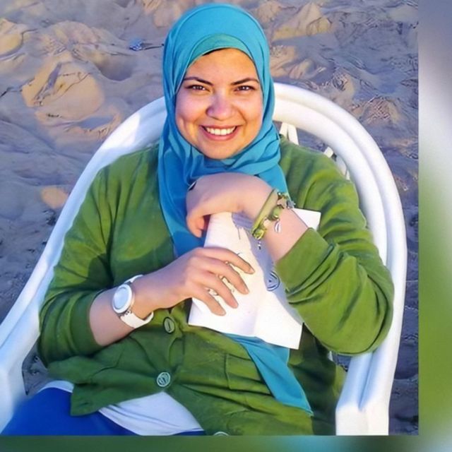 114901743_111 ESRAA ZIDAN