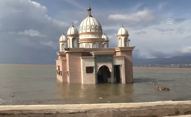 12131020189789789789789789 نتيجة بحث الصور عن المسجد العائم في مدينة بالو الإندونيسية
