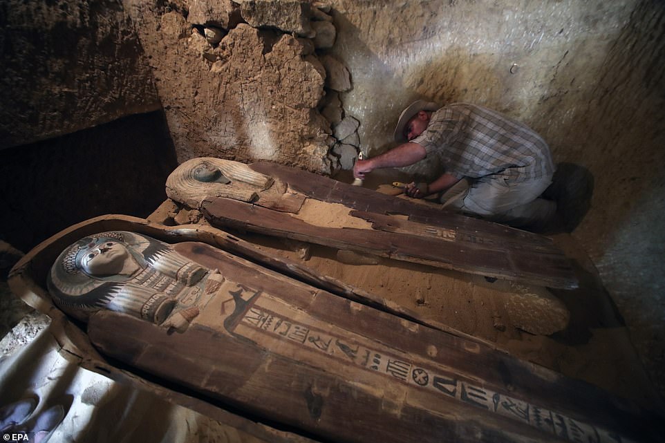 13086248-6992141-image-a-19_1556984495117 The other tomb belonged to another man named Nwi, who served as Chief of the Great State and 'purifier' of the Khafre
