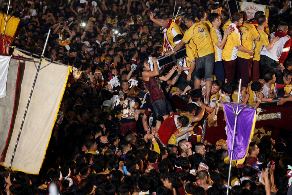 مسيرة الناصرى الأسود بمانيلا (11) مسيرة الناصرى الأسود بمانيلا (11)