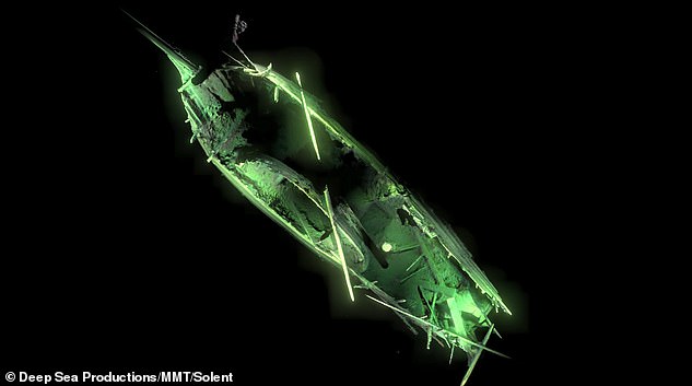 16350272-7273037-aerial_view_another_photogrammetric_model_of_the_ship_looking_fr-a-1_1563957954523 Aerial view: Another photogrammetric model of the ship looking from the top of the sea