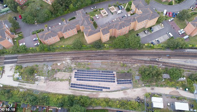 17607106-0-image-a-27_1566558990426