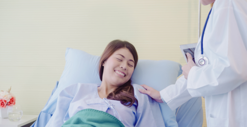 18887fe17d5ee91301e2f4f438fddf64-1 تحويل موقف سيارات إلى وحدة عناية مركزة في البحرين