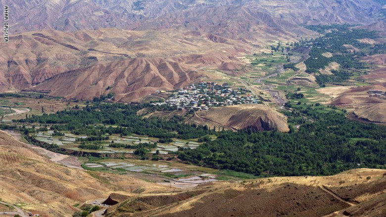 اقض عطلة نهاية الأسبوع بجبال ألبرز الإيرانية اقض عطلة نهاية الأسبوع بجبال ألبرز الإيرانية