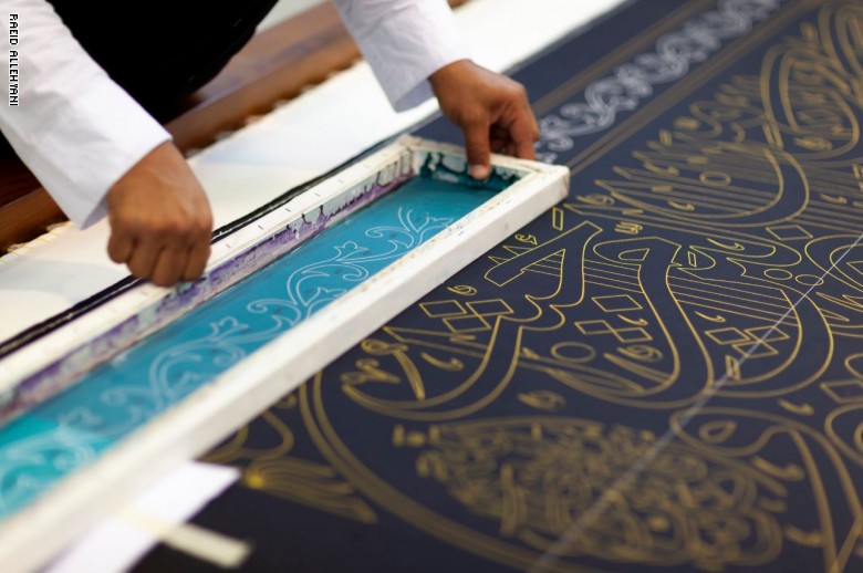 مراحل كسوة الكعبة مراحل كسوة الكعبة