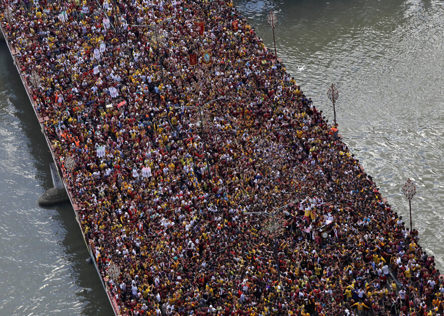 مسيرة الناصرى الأسود بمانيلا (4) مسيرة الناصرى الأسود بمانيلا (4)